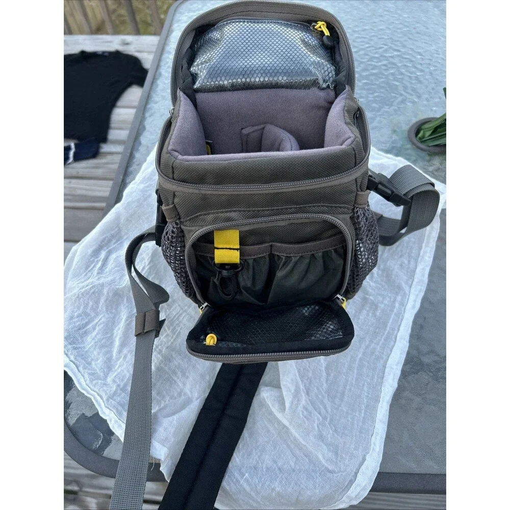 Mountainsmith Reflex II Shoulder Case Bag In Green